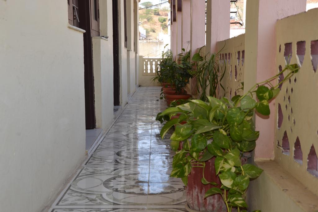 Hotel Tulsi Palace Pushkar Exteriör bild